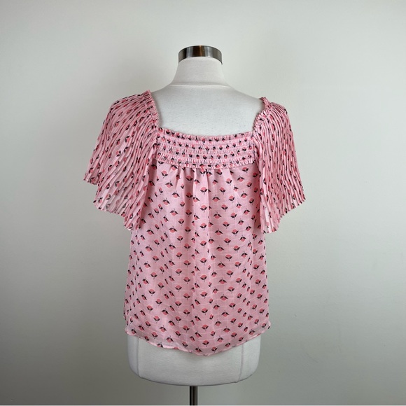Ann Taylor Light Blush Pink Floral Smocked Short Sleeve Flutter Blouse Top S - Picture 5 of 7